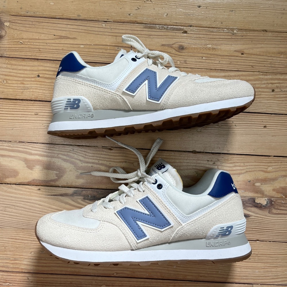 New Balance 574 Core Cream Blue Gum Suede Sneakers WL574CBL Womens 8.5 comfort - Picture 2 of 8